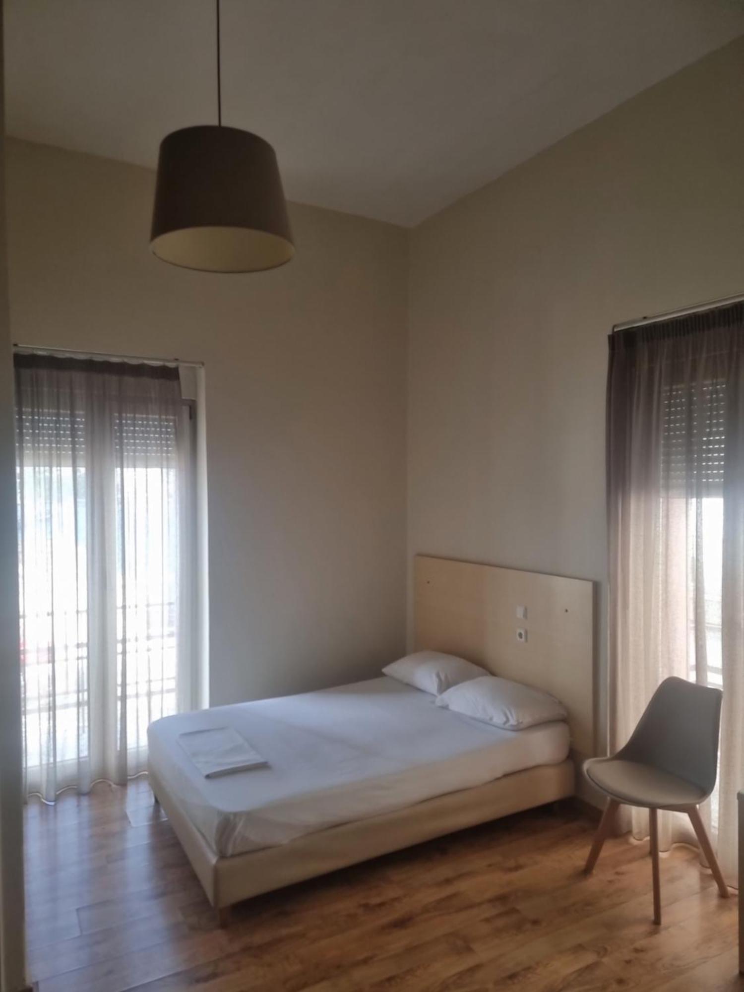 Kentrikon Hotel Chalkida Luaran gambar