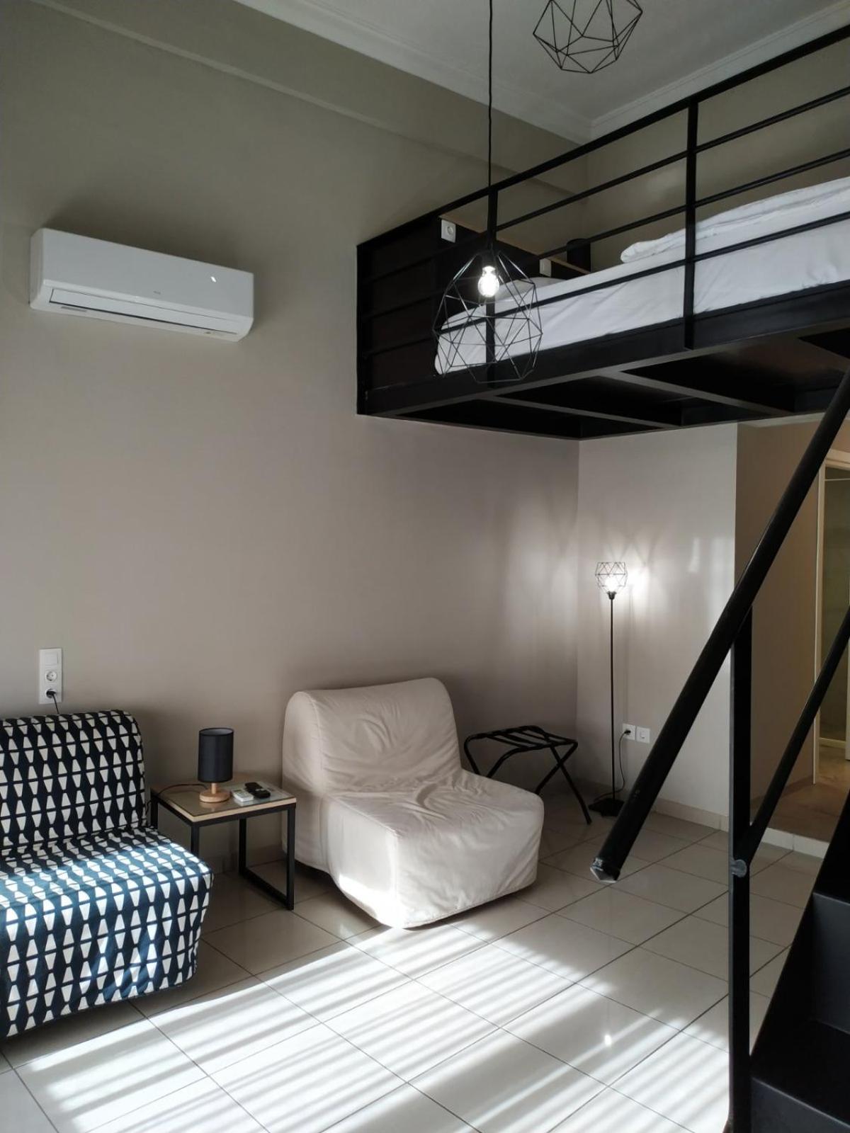 Kentrikon Hotel Chalkida Luaran gambar