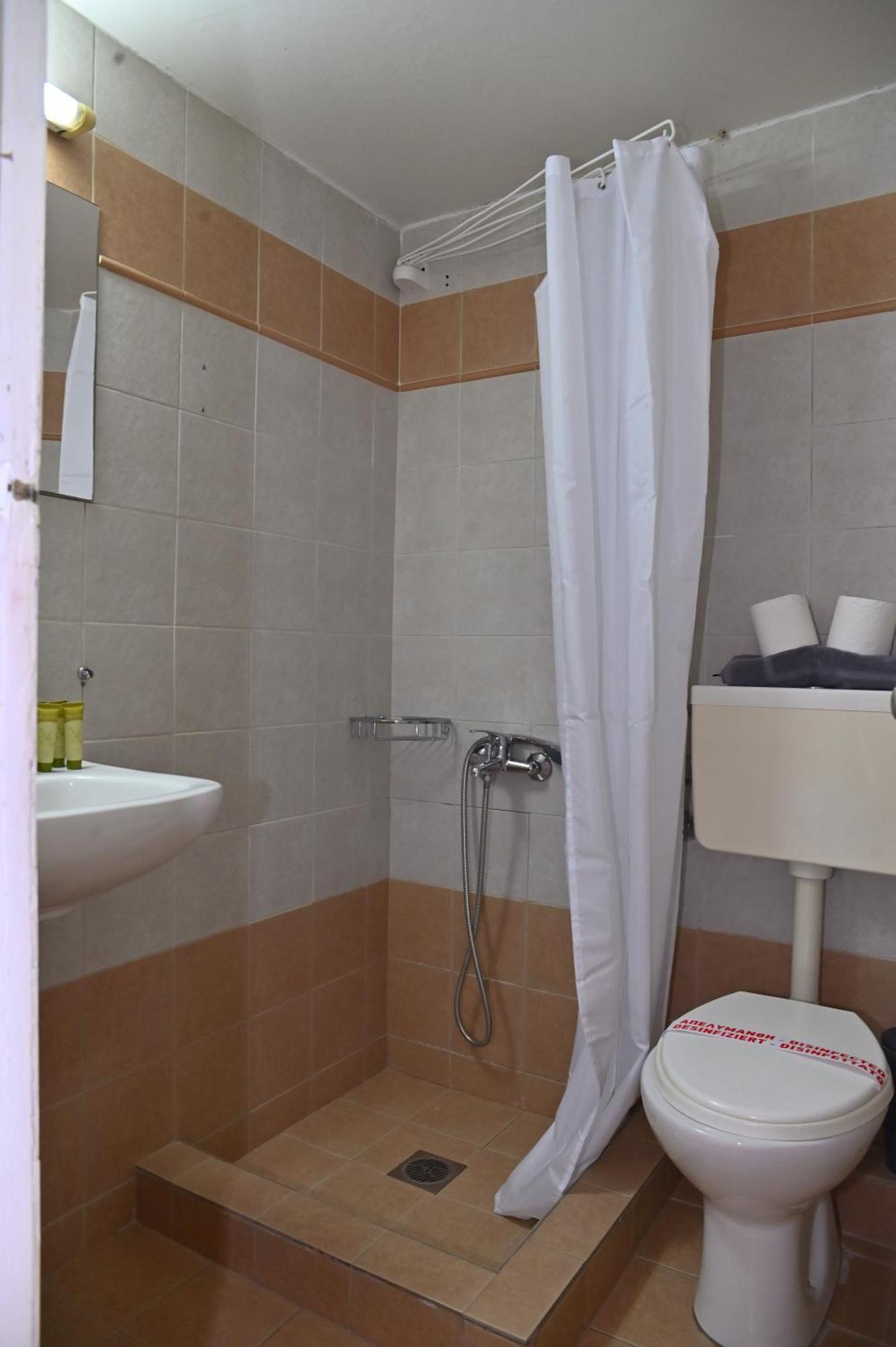 Kentrikon Hotel Chalkida Luaran gambar