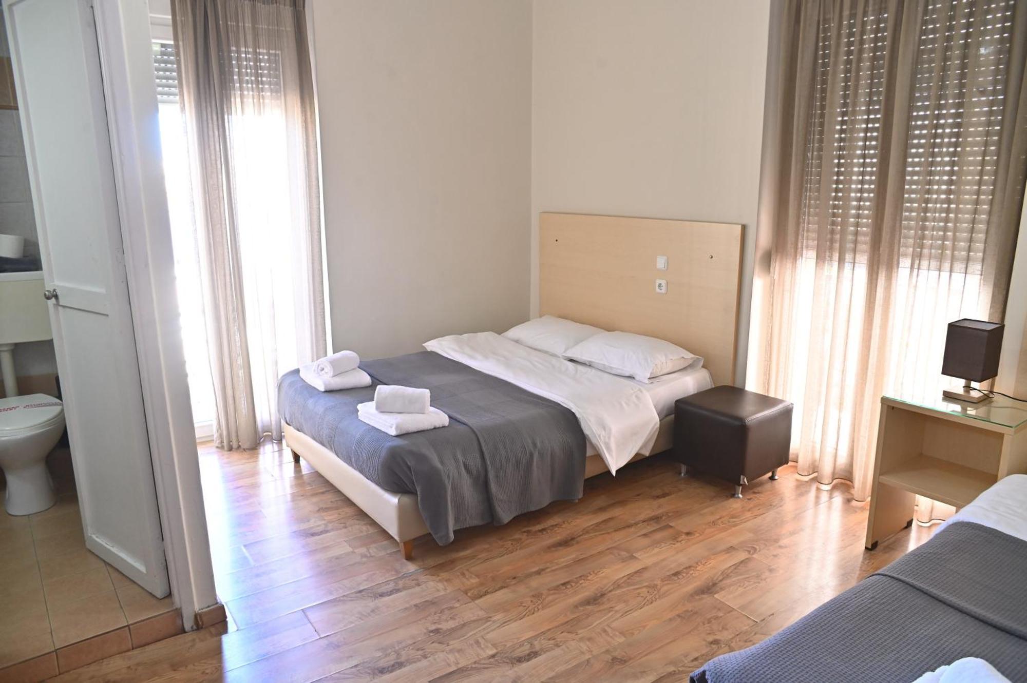 Kentrikon Hotel Chalkida Luaran gambar
