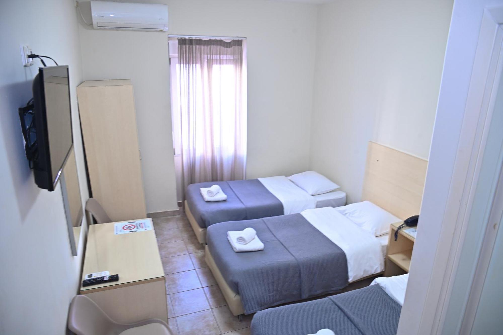 Kentrikon Hotel Chalkida Luaran gambar