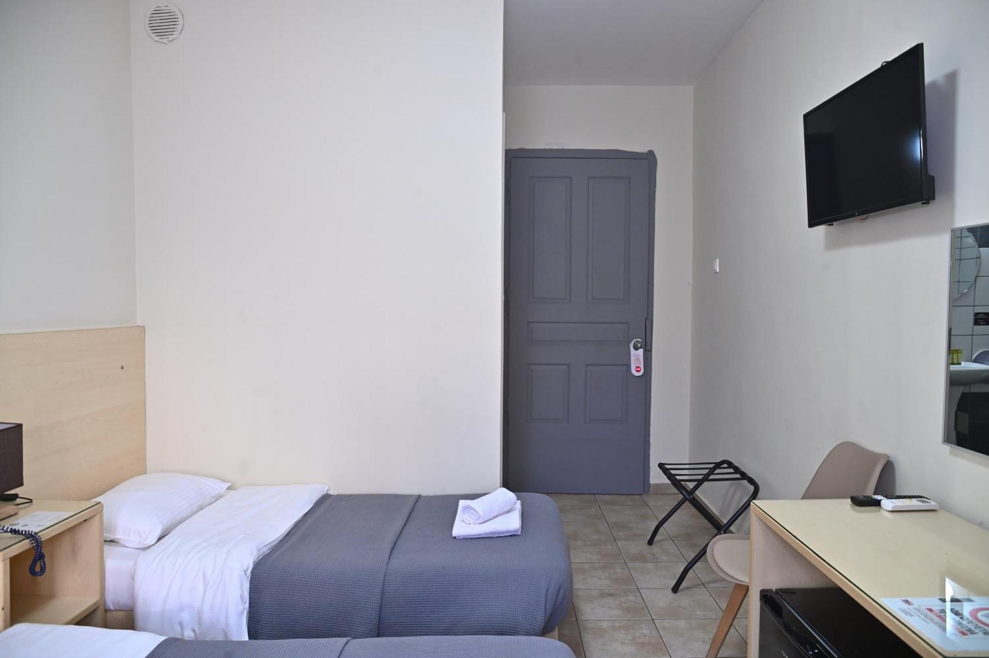 Kentrikon Hotel Chalkida Luaran gambar