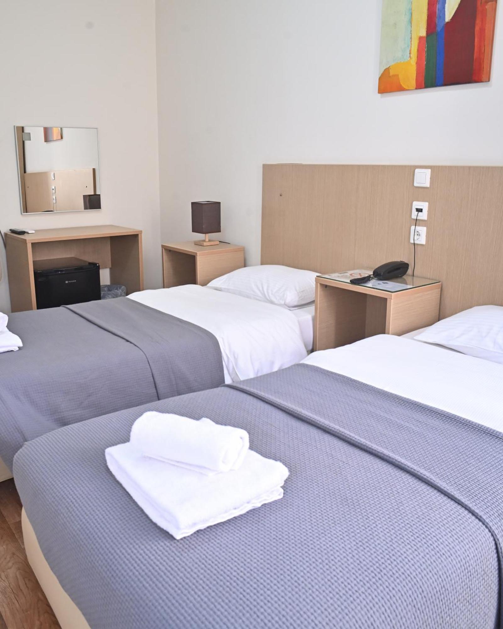 Kentrikon Hotel Chalkida Luaran gambar