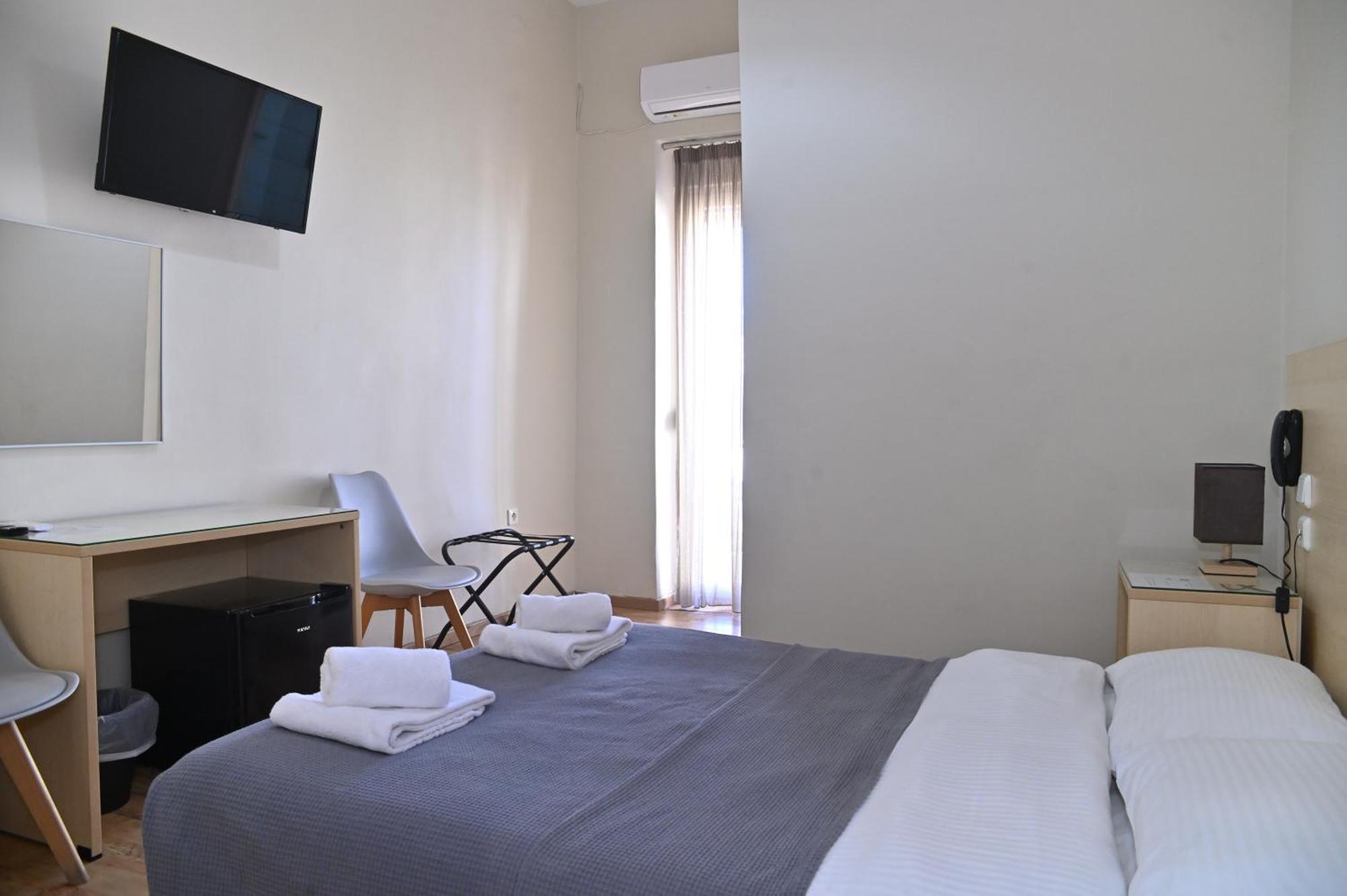 Kentrikon Hotel Chalkida Luaran gambar